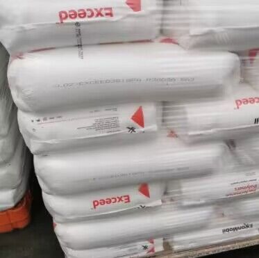 ExxonMobil-Exceed-3518PA-LLDPE-linear-low-density-polyethylene-stacked-bags-warehouse